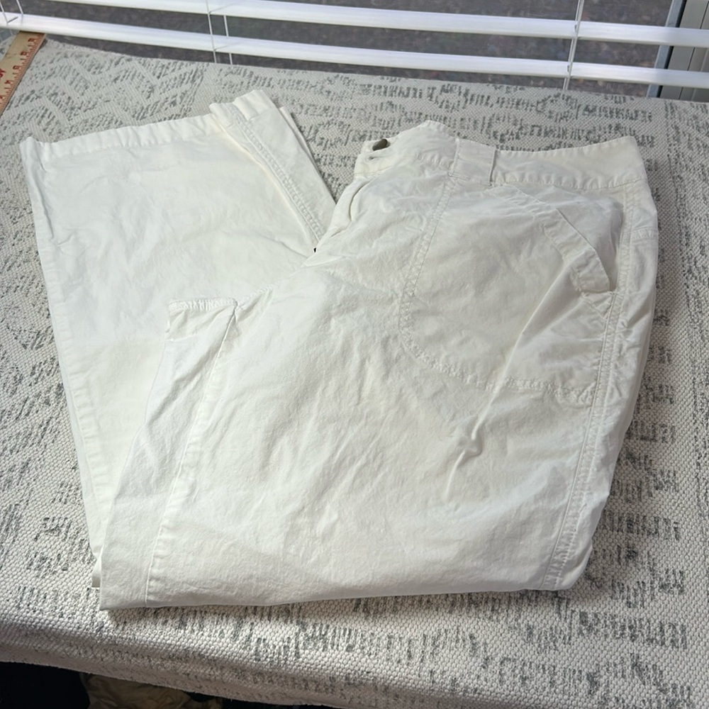 Avenue White Casual Boot Leg Pant Size 14